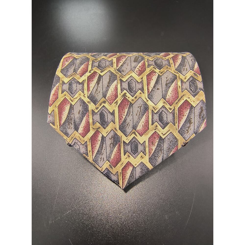Venanzi Tie in Maroon, Gray and Black Geometric Design- 100% Silk - 58 1/4" x 4"